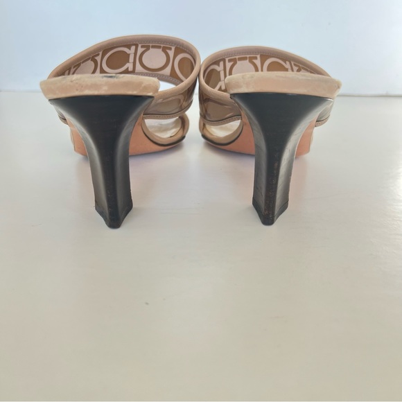 SALVATORE FERRAGAMO Brown Beige Clear Straps Slides Slip On Heels Sandals Sz 7 - Picture 10 of 16